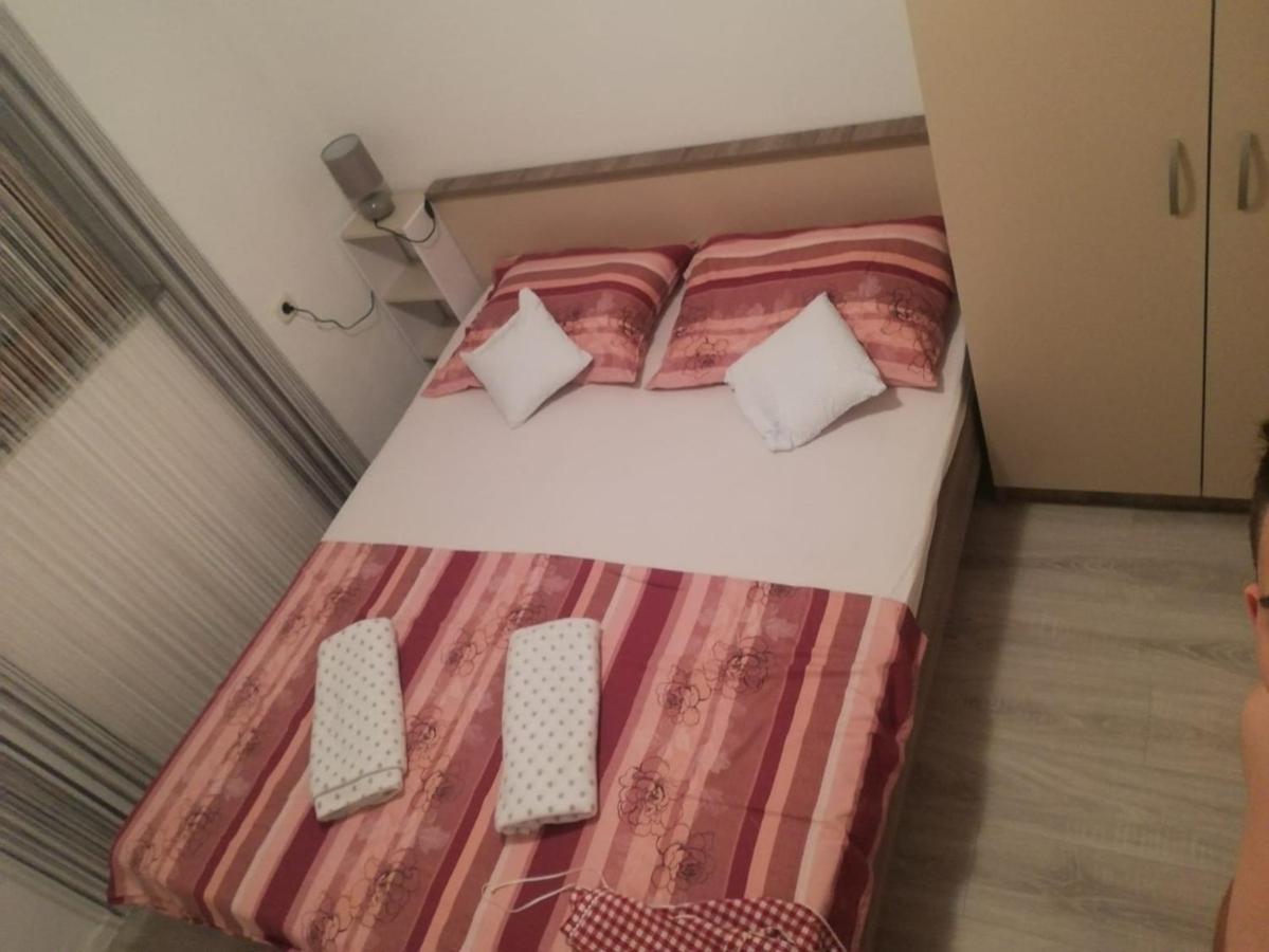 Appartement Leo à Vir Extérieur photo
